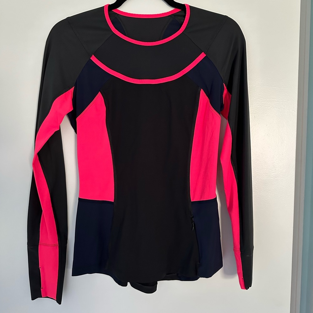 Lululemon long sleeve workout shirt